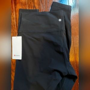 Lululemon BNWT Size 18